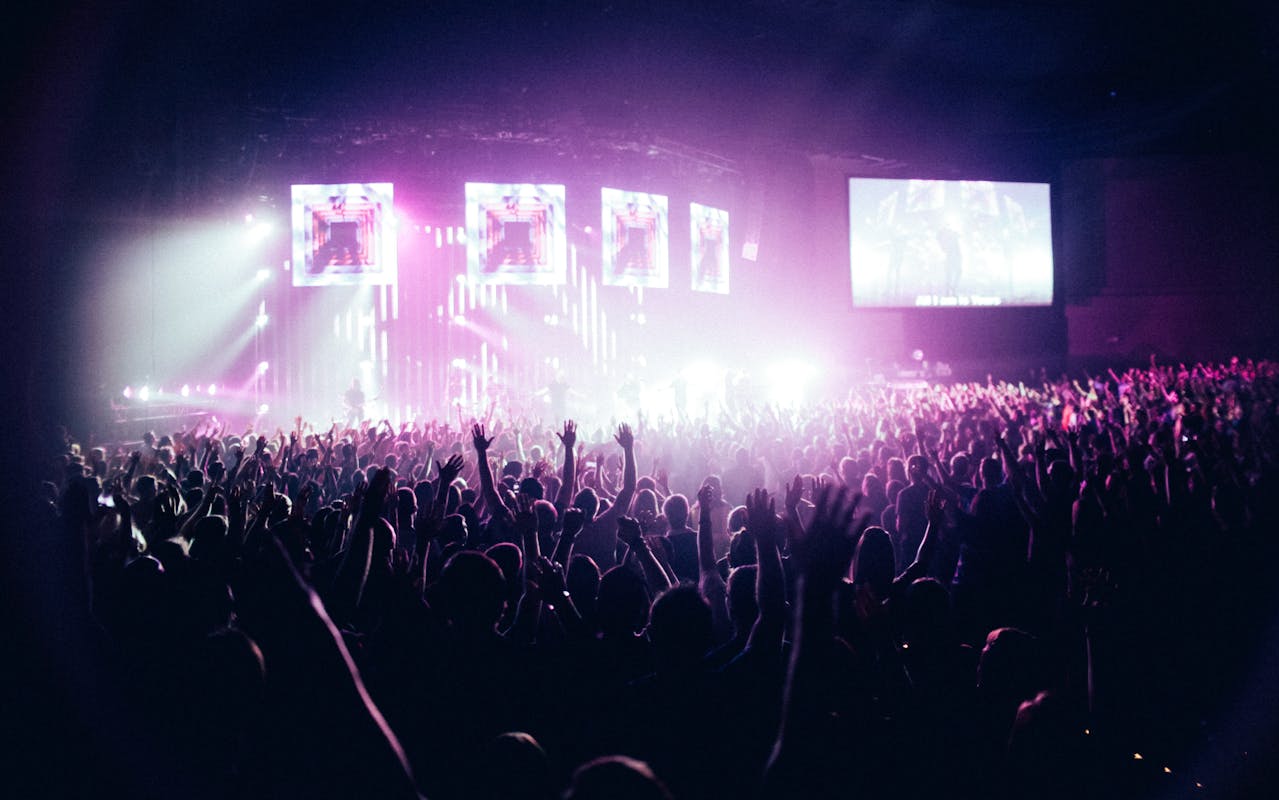 How Sound System Rentals Can Save the Day for Event Planning