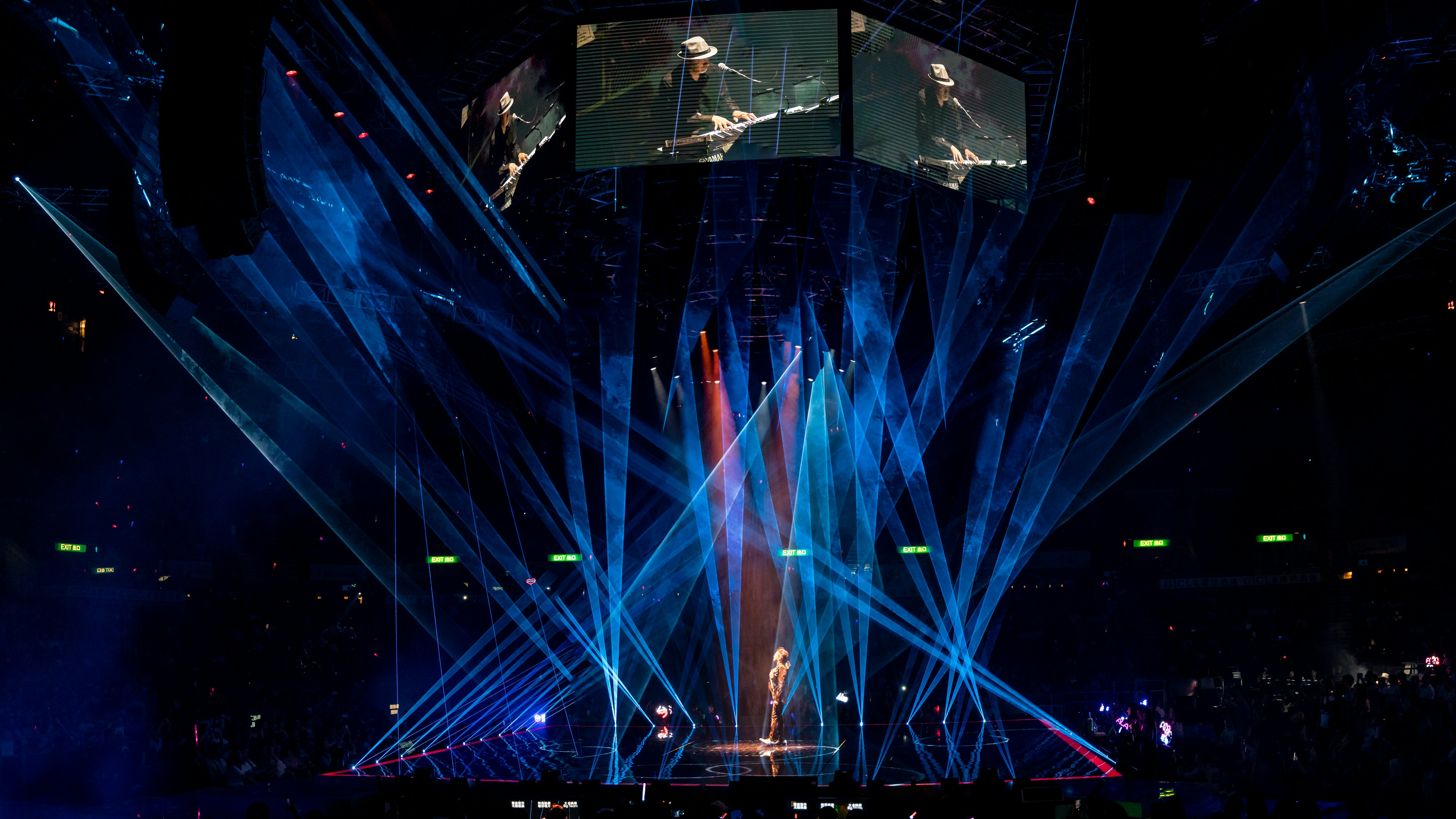 How Stage Lighting Companies Create Atmosphere and Mood for Different Genres